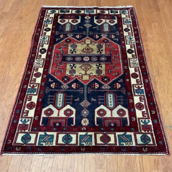 Persian Hand-knotted Hamadan Wool Rug (4'1 x 6'7)