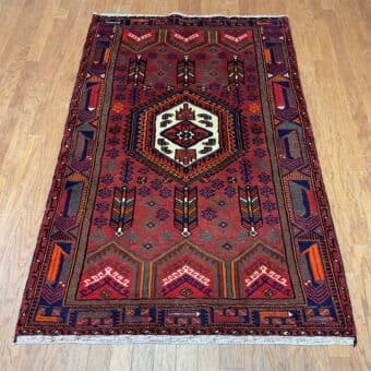 Persian Hand-knotted Tribal Hamadan Wool Rug (4'1 x 6'5)
