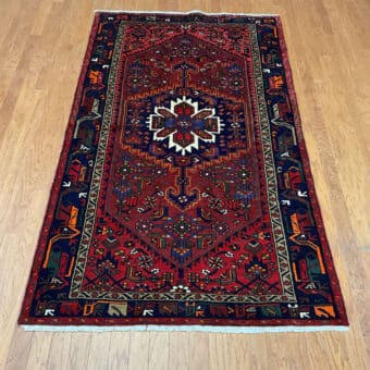 Persian Hand-knotted Tribal Hamadan Wool Rug (4'4 x 7'5)
