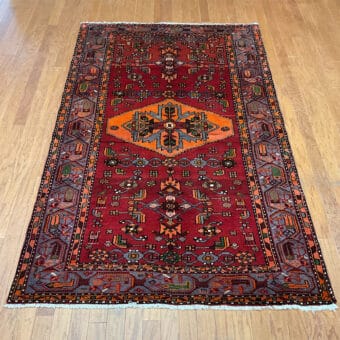 Persian Hand-knotted Tribal Hamadan Wool Rug (4'9 x 7'10)