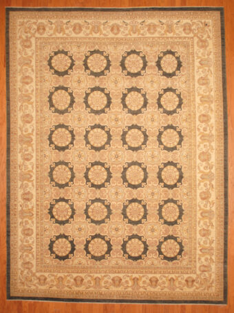 Afghan Hand-knotted Vegetable Dye (9'9 x 13'9)