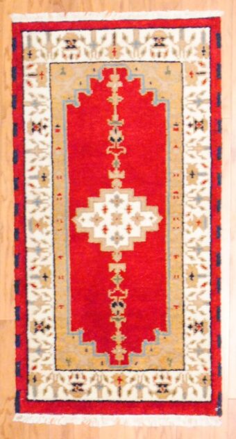 Indo Hand-knotted Kazak (2'1 x 3'10)