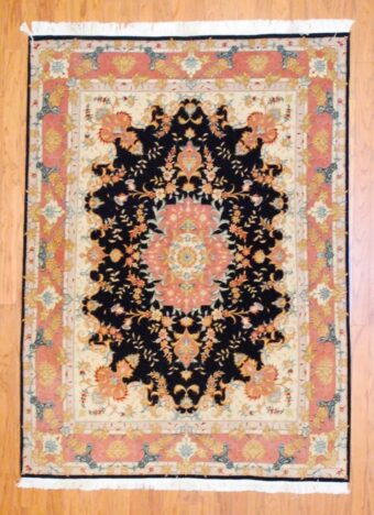 Persian Hand-knotted Fine Fish Design Tabriz (4'10 x 6'7)