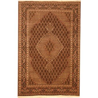 Persian Hand-knotted Fish Tabriz Wool Rug (6'3 x 9'6)