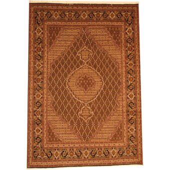 Persian Hand-knotted Tabriz Wool Rug (6'9 x 9'8)