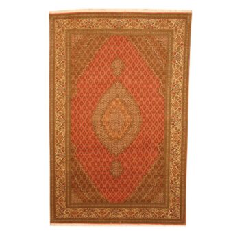 Persian Hand-knotted Tabriz Fish Silk Rug (6'7 x 10'1)
