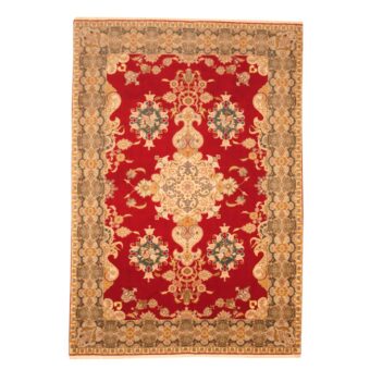 Persian Hand-knotted Tabriz Fish Silk Rug (6'7 x 9'6)