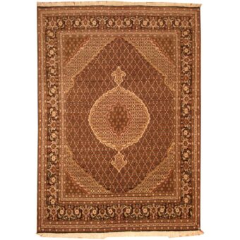 Persian Hand-knotted Fish Tabriz (6'7 x 9'1)