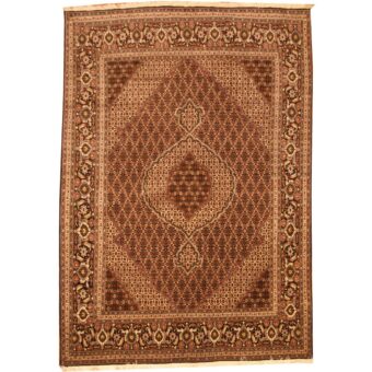 Persian Hand-knotted Fish Tabriz (6'7 x 9'4)