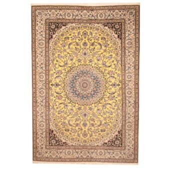 Persian Hand-knotted Nain (6'6 x 9'6)