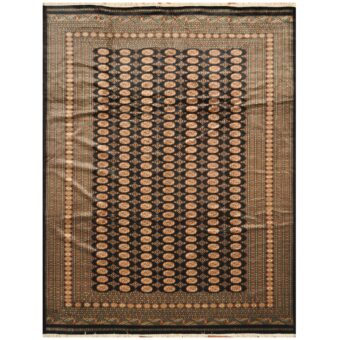Pakistani Hand-knotted Bokhara Wool Rug (10'5 x 13'7)