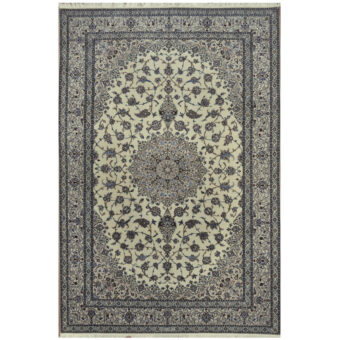 Persian Hand-knotted Superfine Nain Wool Rug (6'7 x 10'3)