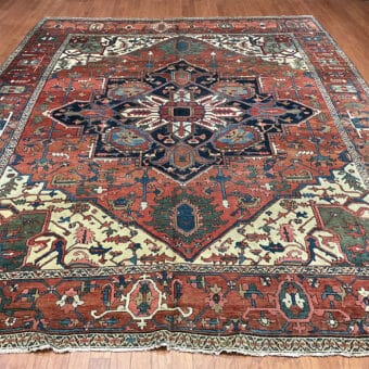 1860s Antique Handmade Persian Serapi Wool Rug (9'6" x 12'1")