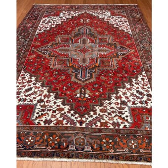 Fine Persian Hand-knotted Heriz Wool Rug (7'2 x 9'7)