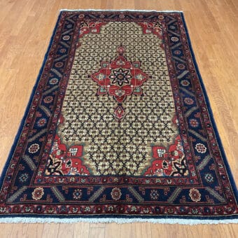 Persian Hand-knotted Hamadan Wool Rug (4'4 x 7'10)
