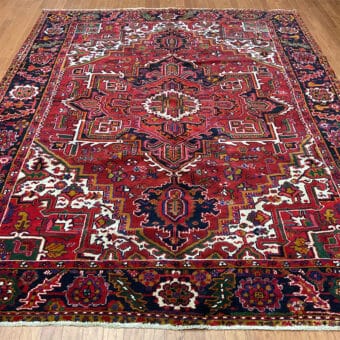 Persian Hand-knotted Antique 1960's Heriz Wool Rug (7'10 x 10')