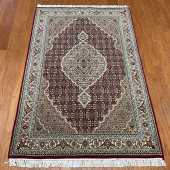 Indo Hand-Knotted Fish Tabriz Wool Rug (4' x 6'1)