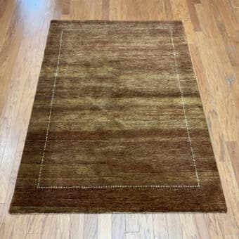 Hand-knotted Indo Gabbeh Wool Rug (4'1 x 5'11)