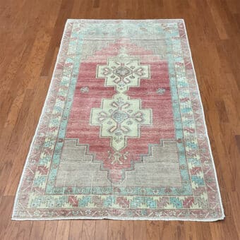Turkish Hand-knotted Oushak Wool Rug (4'4 x 7'5)