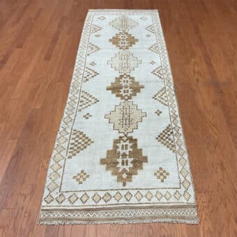 Turkish Hand-knotted Oushak Wool Runner (3'4 x 10'5)