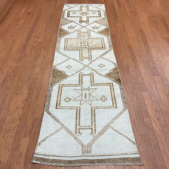 Turkish Hand-knotted Oushak Wool Runner (3'1 x 12'6)